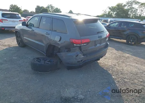 2020 Jeep Grand Cherokee Upland 4X4 z USA, uszkodzony, nr VIN 1C4RJFAG2LC125958